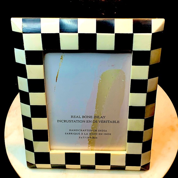 SHAILA ANANT MACKENZIE CHILDS INSPIRE PICTURE FRAME 5 BY 7 REAL BONE INLAY  NEW - Picture 5 of 6